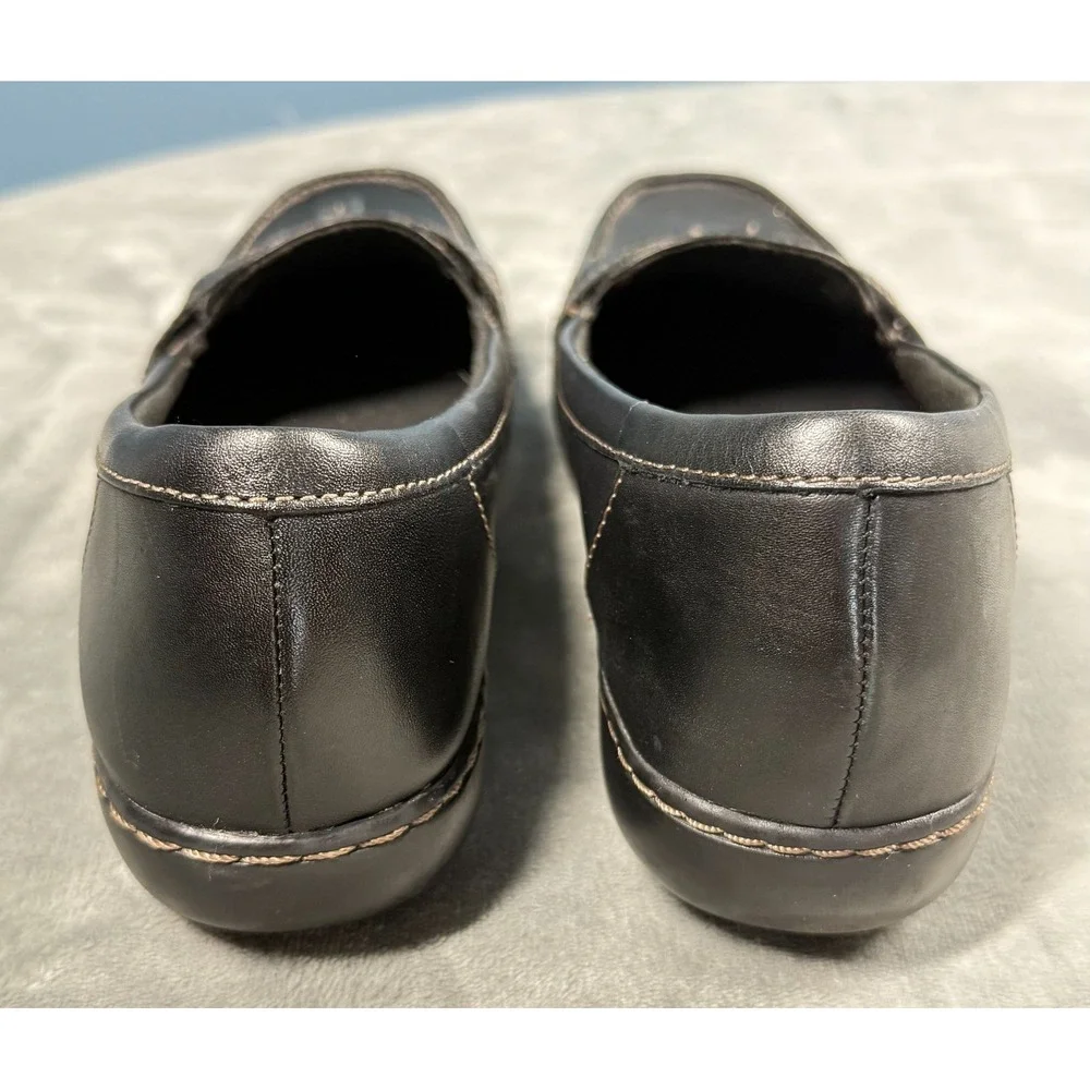 Clarks Collection Loafers Womens 11 Black Leather Tassel Slip On